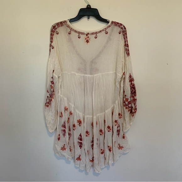 Free People Adrianna Embroidered White and Red Flowy High Low Tunic Medium - Picture 9 of 11